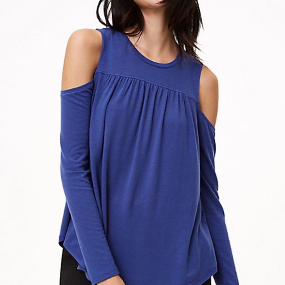 LOFT cold shoulder T-shirt top blue L